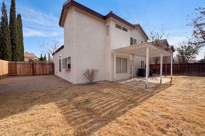 Photo 17 of 22 of 5539 W Avenue L6, Lancaster, CA