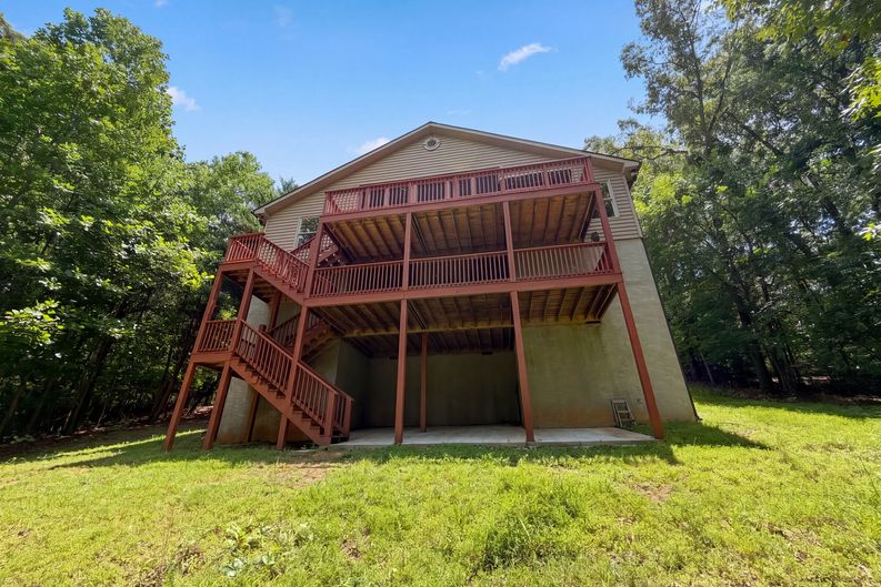 Photo 5 of 56 of 630 Rockhouse Rd, Kodak, TN