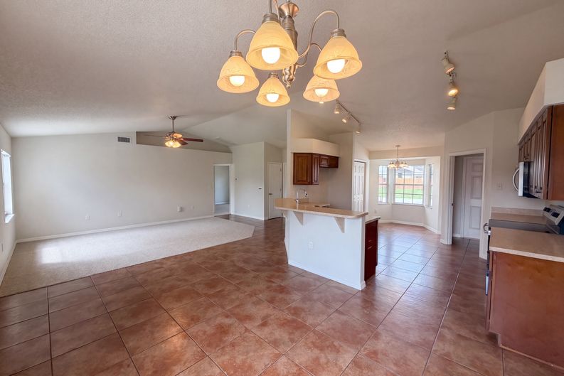 Photo 8 of 21 of 6536 Horizon Point Dr, Lakeland, FL