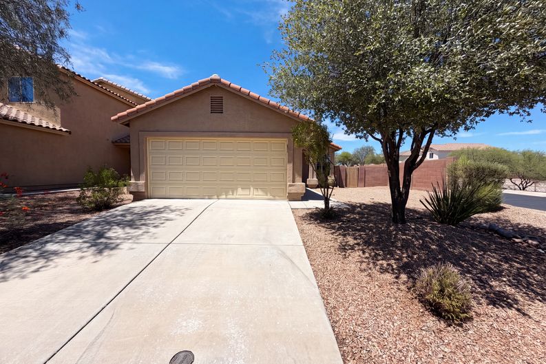 Photo 15 of 16 of 836 W Placita El Cauce Rico, Green Valley, AZ