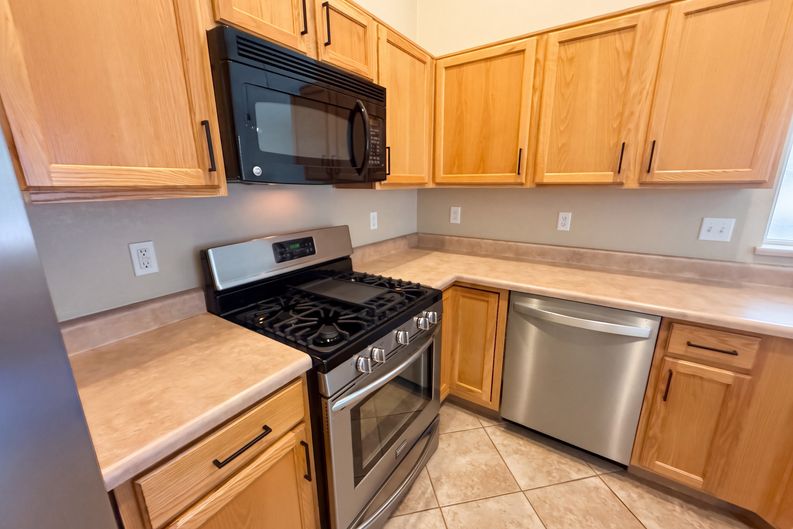 Photo 7 of 27 of 7718 S Titanite Ln, Tucson, AZ
