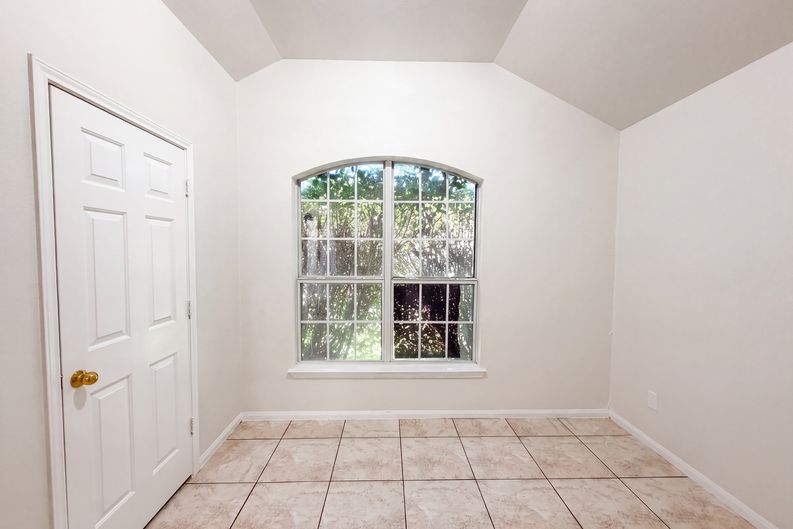 Photo 12 of 19 of 507 Abu Bakar Dr, Killeen, TX