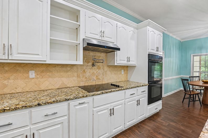 Photo 19 of 79 of 2077 Coolidge Way NW, Acworth, GA