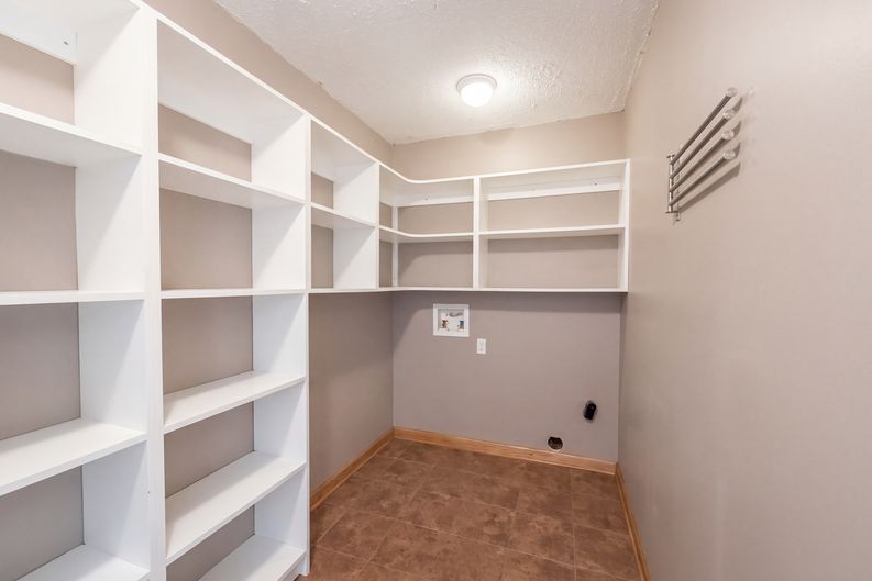 Photo 22 of 31 of 3795 Churchill Dr, Marietta, GA