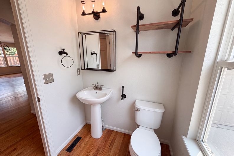 Photo 16 of 32 of 2802 S Ireland Way, Aurora, CO