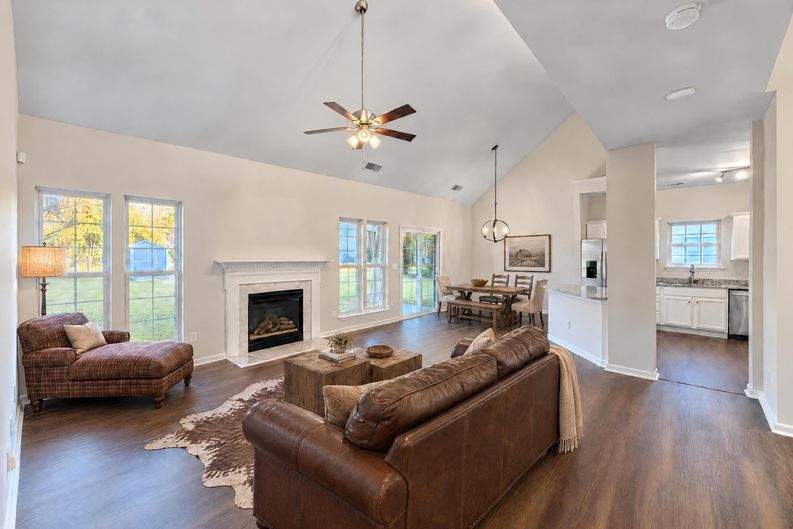 Photo 7 of 24 of 12613 Winget Rd, Charlotte, NC