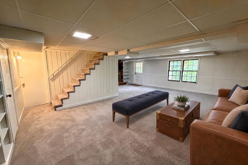 Photo 12 of 17 of 5148 Clearview Dr, Winston Salem, NC