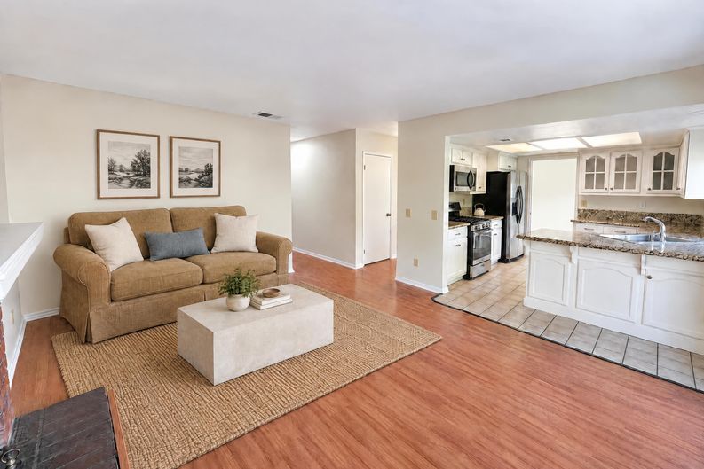 Photo 7 of 14 of 6424 N Beechwood Ave, San Bernardino, CA
