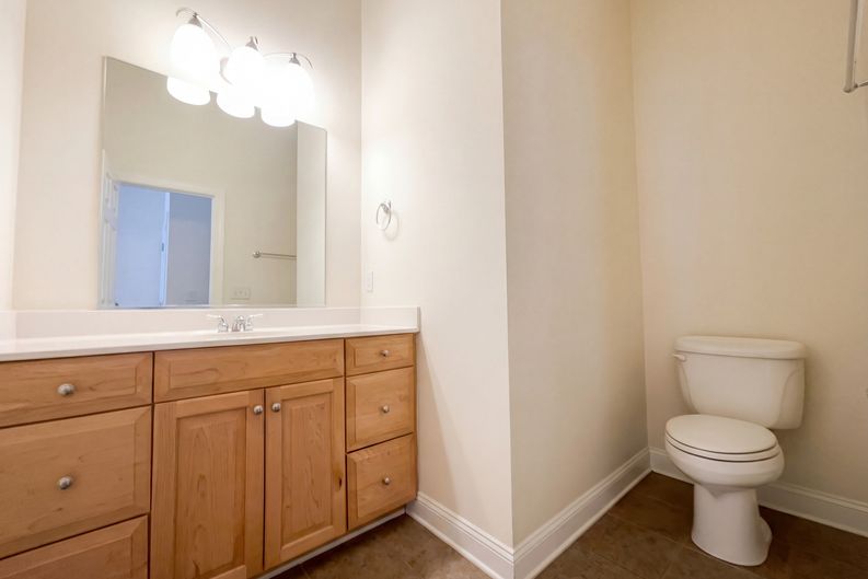 Photo 11 of 20 of 405 Isle Of Pines Rd, Mooresville, NC