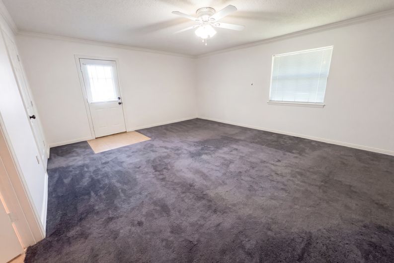 Photo 11 of 24 of 308 N Todd St, Bullard, TX