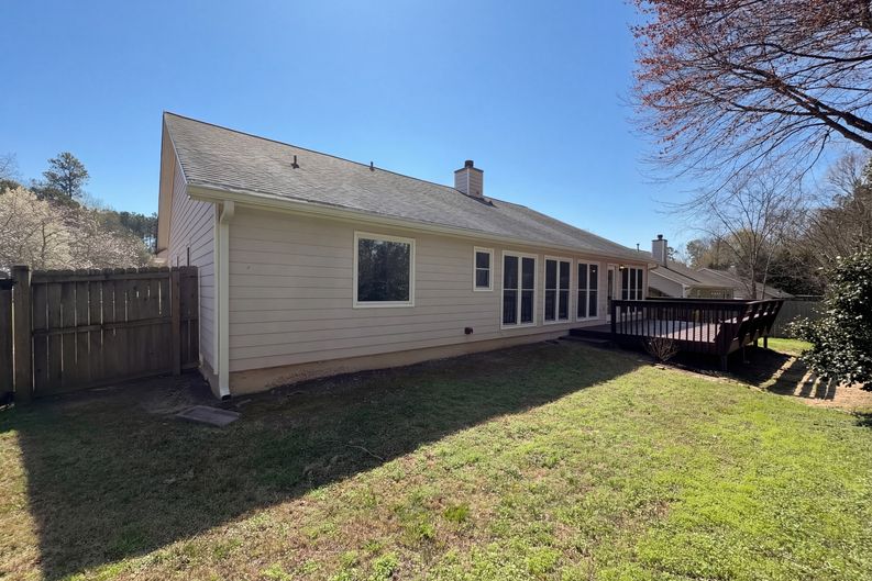 Photo 18 of 19 of 2840 Meridian Dr, Dacula, GA