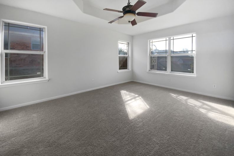 Photo 4 of 15 of 3808 Tatonka Dr, Killeen, TX