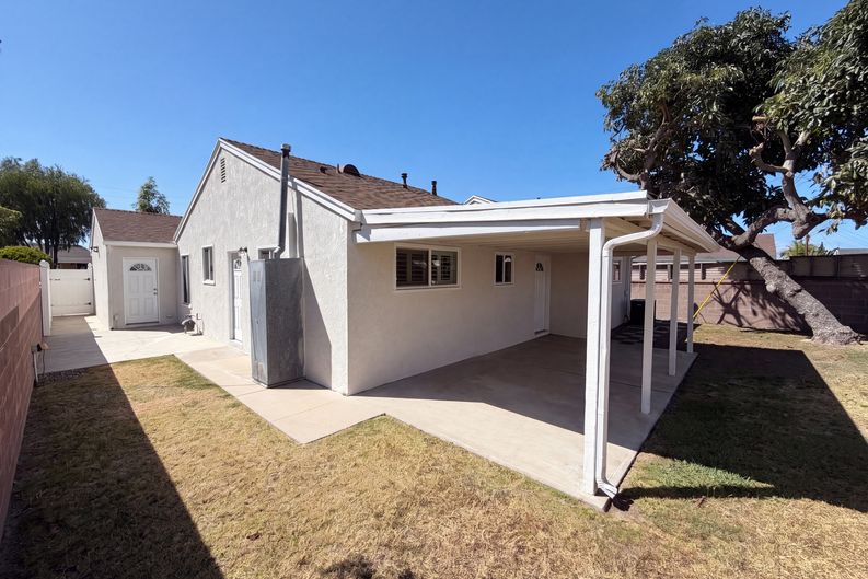 Photo 5 of 27 of 11844 Graystone Ave, Norwalk, CA