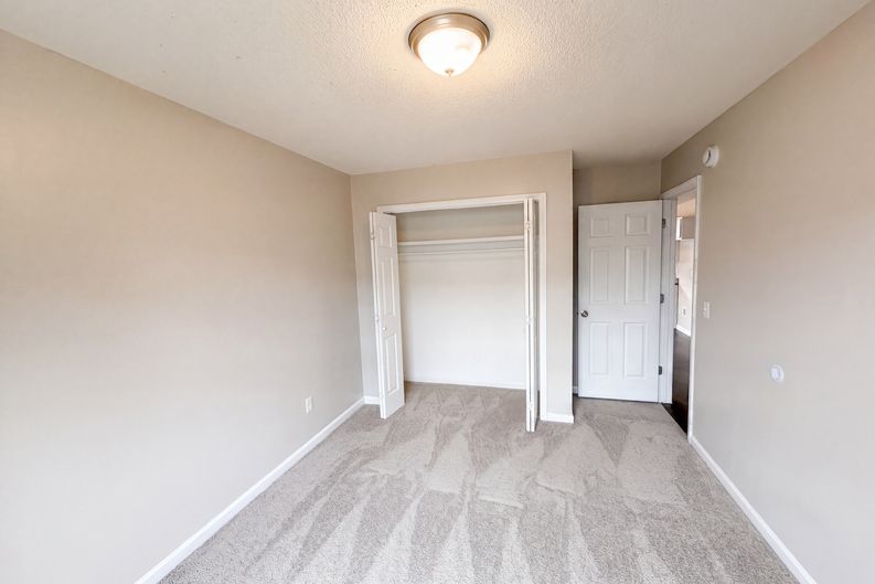 Photo 9 of 16 of 237 Arthurdale Dr, West Columbia, SC