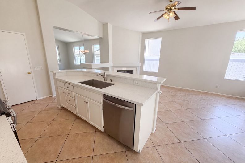 Photo 9 of 28 of 13477 Fairfield Dr, Corona, CA