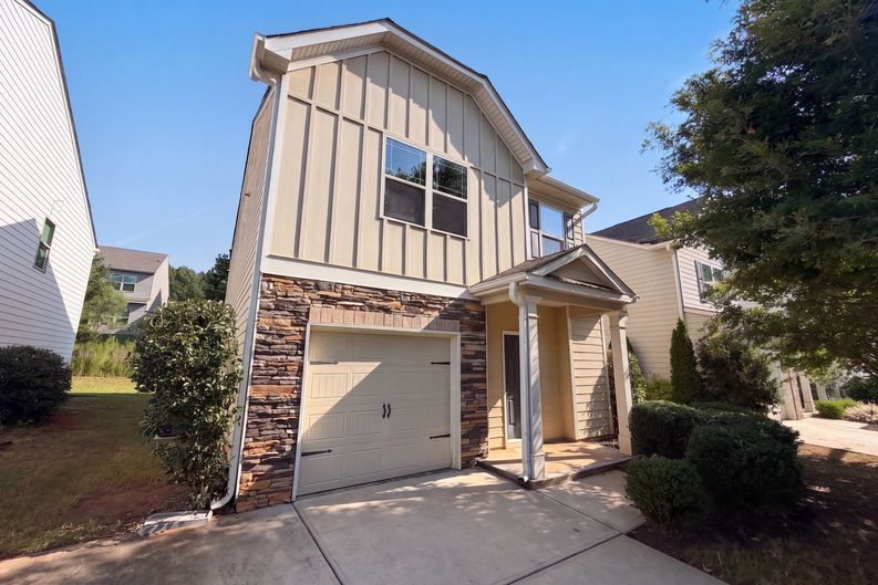 Photo 17 of 21 of 106 Southwind Cir, Newnan, GA