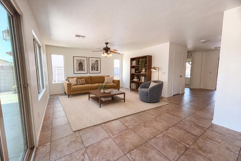 Photo 3 of 16 of 2232 E Cochise Ave, Apache Junction, AZ