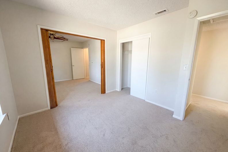 Photo 11 of 20 of 5947 Arden Ave, Highland, CA