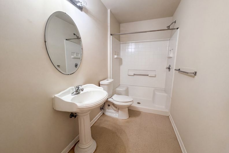 Photo 17 of 26 of 1900 Milfield Cir, Snellville, GA