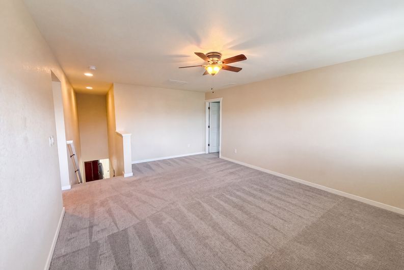 Photo 8 of 40 of 14928 Nighthawk Ln, Broomfield, CO
