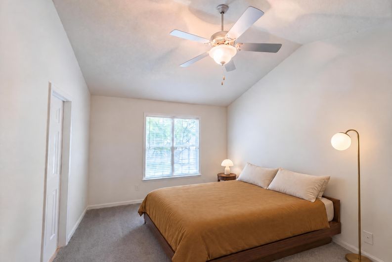 Photo 15 of 19 of 470 Kinsman Ct, Fuquay Varina, NC