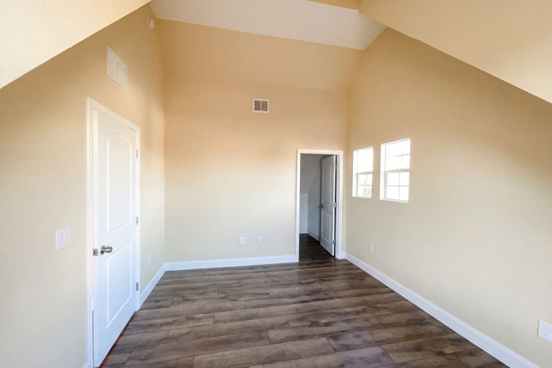 Photo 18 of 22 of 546 Gifford Ct, Deltona, FL