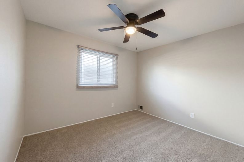 Photo 10 of 17 of 7912 Pine St, Taylor, MI