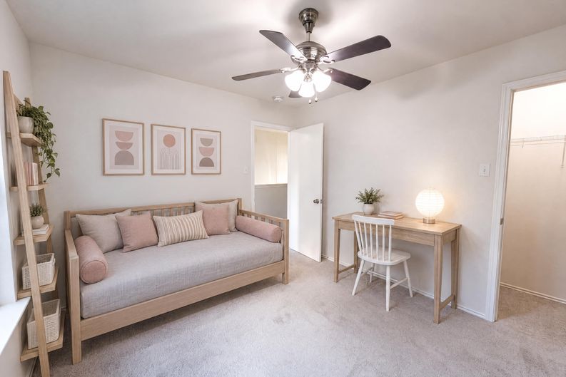 Photo 16 of 29 of 11521 Melstone Dr, Manor, TX