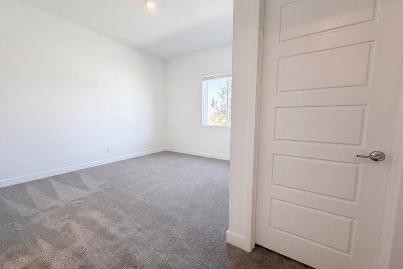 Photo 12 of 25 of 8219 Gusty Brook St, Las Vegas, NV