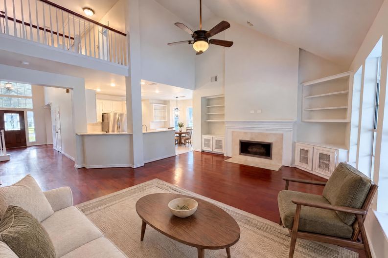 Photo 3 of 19 of 1906 Garden Terrace Dr, Katy, TX