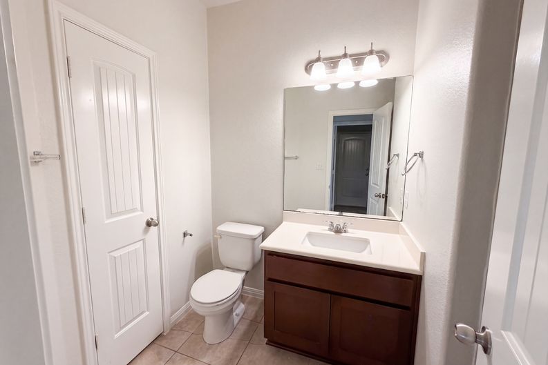 Photo 14 of 20 of 18320 Drecker Springs Ln, Pflugerville, TX
