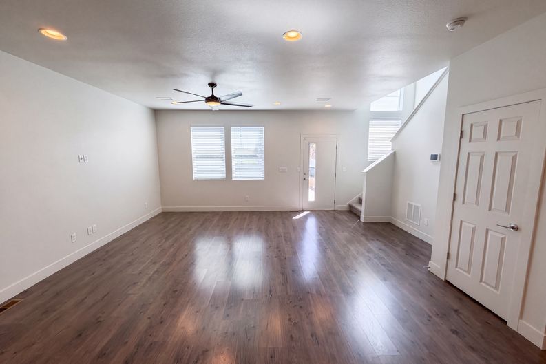 Photo 6 of 23 of 16271 Bolling Dr, Denver, CO