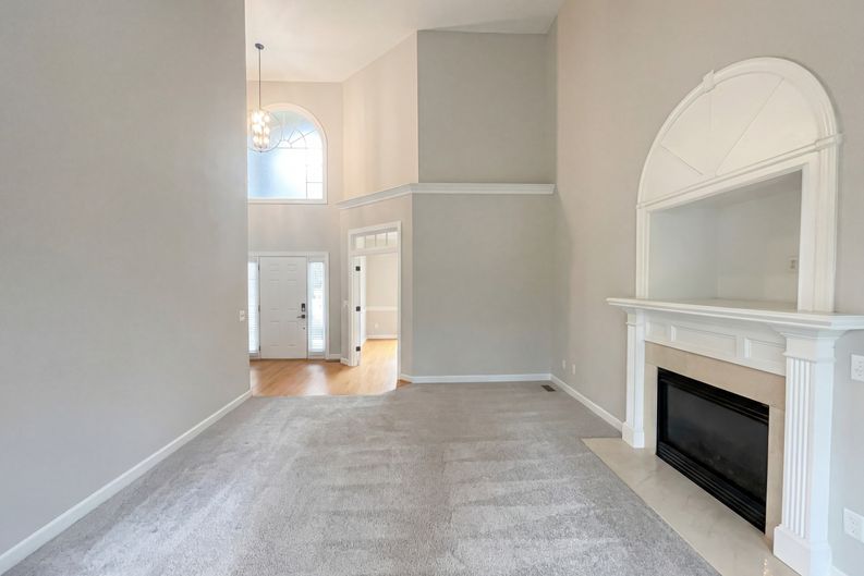 Photo 7 of 17 of 6412 Pleasant Creek Ct, Raleigh, NC
