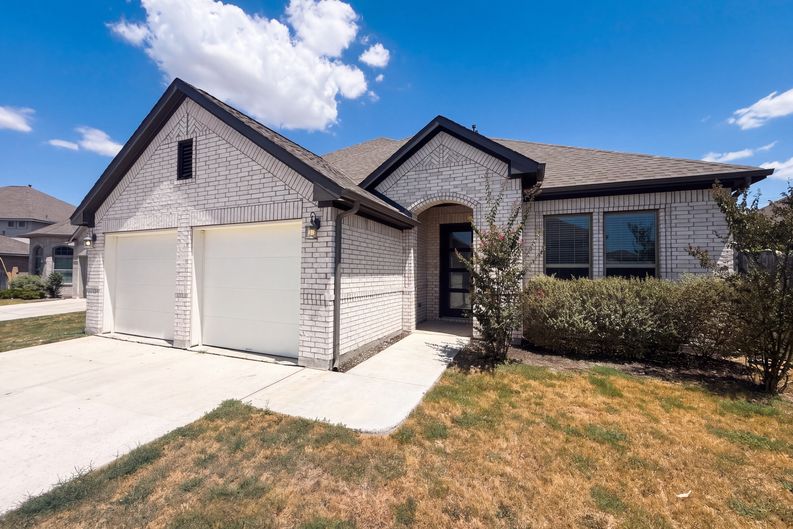 Photo 21 of 24 of 4437 Shady Hill Ln, Pflugerville, TX
