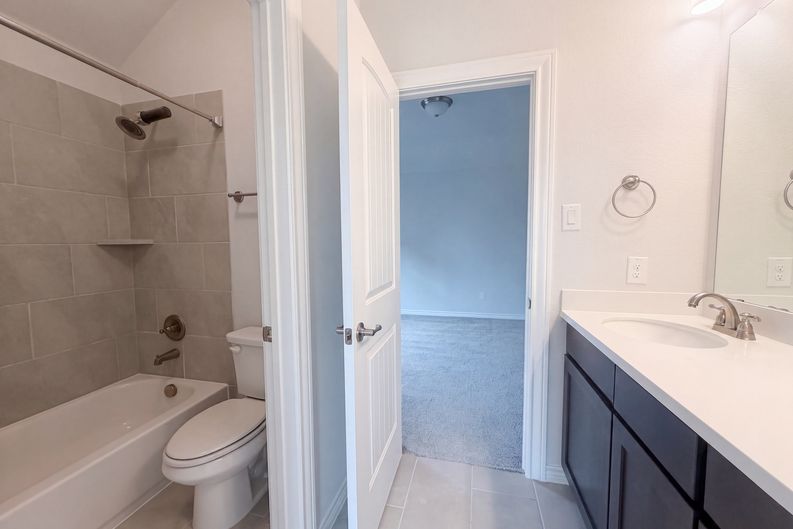 Photo 17 of 23 of 850 Elm Park Dr, Prosper, TX