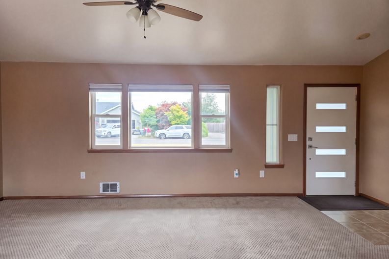 Photo 8 of 19 of 131 Duke Dr, Sequim, WA