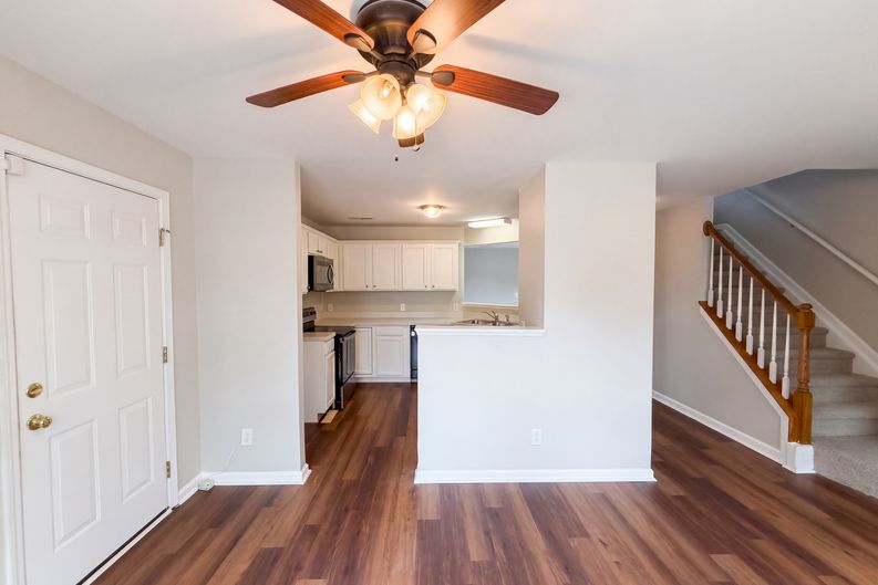 Photo 7 of 28 of 112 Rockbridge Ct, Kernersville, NC