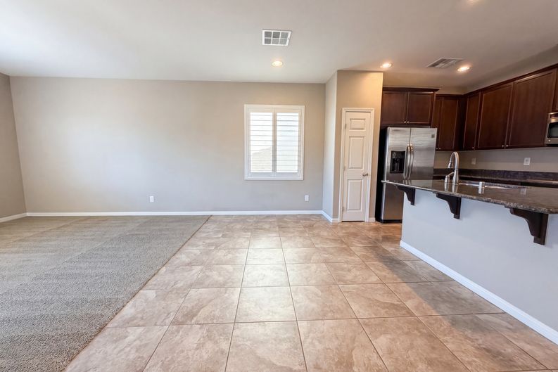Photo 3 of 22 of 7963 Zuma Beach Ct, Las Vegas, NV