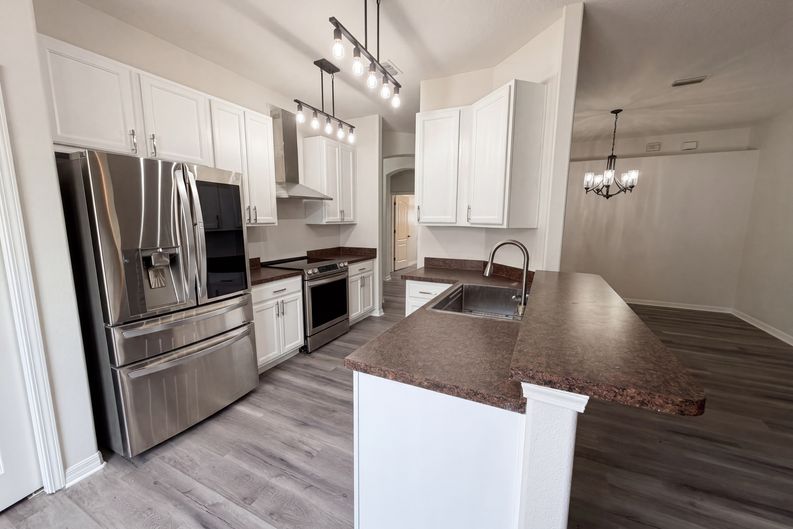 Photo 6 of 20 of 3408 Grove Blossom Ln, Plant City, FL