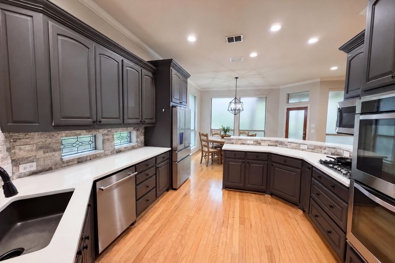 Photo 15 of 29 of 1309 Winding Brook Dr, Garland, TX
