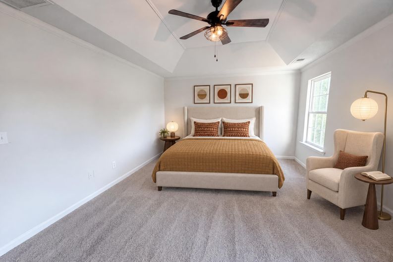 Photo 18 of 25 of 9 Bluff Ridge Ct, Greenville, SC