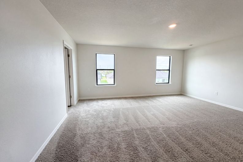 Photo 4 of 29 of 14207 Alistar Manor Dr, Wimauma, FL