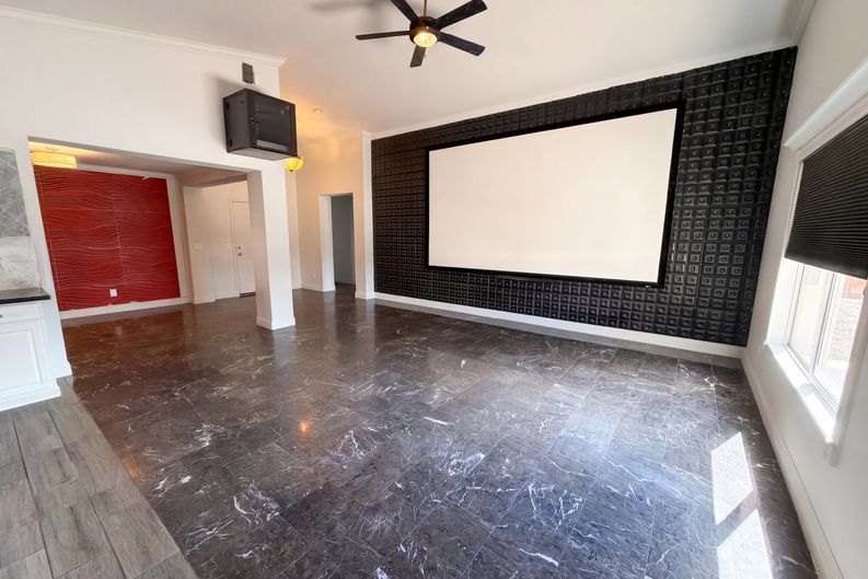 Photo 7 of 18 of 12502 N 126th Ln, El Mirage, AZ