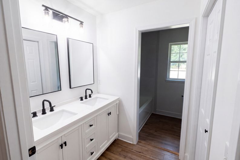 Photo 19 of 26 of 1625 Windsor Dr, Waycross, GA
