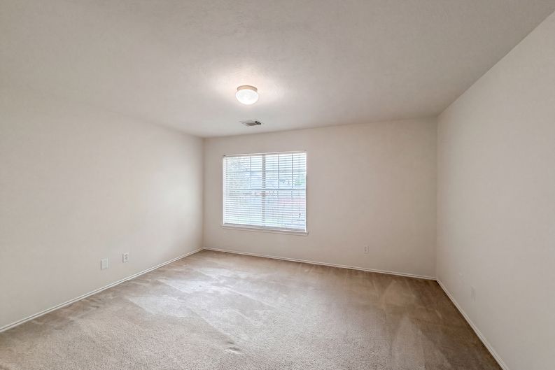 Photo 15 of 22 of 20615 Sandy Bay Ln, Katy, TX