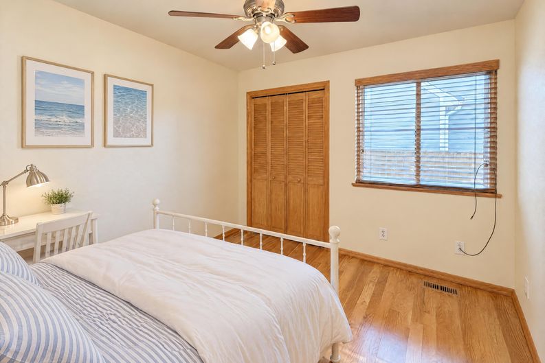 Photo 11 of 25 of 4423 S Elati St, Englewood, CO