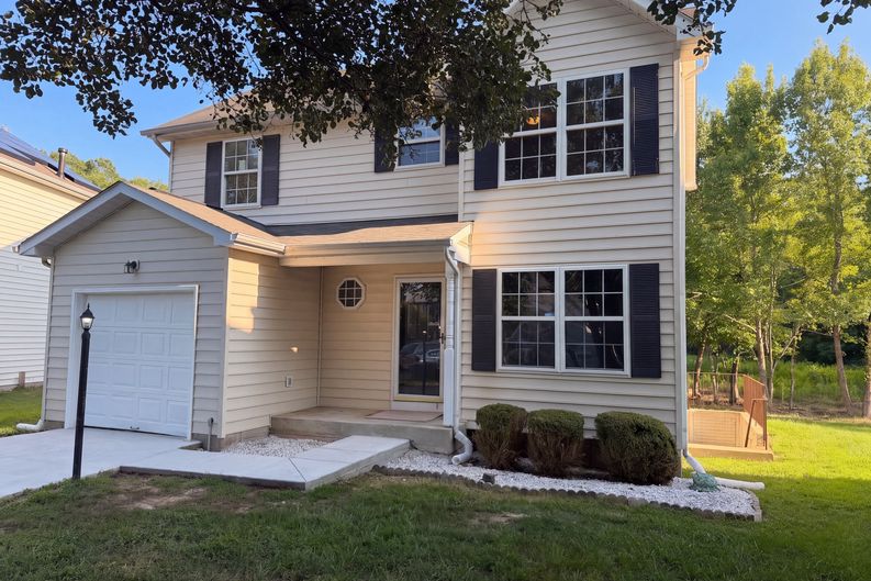 Photo 38 of 41 of 10654 Quillback St, Waldorf, MD