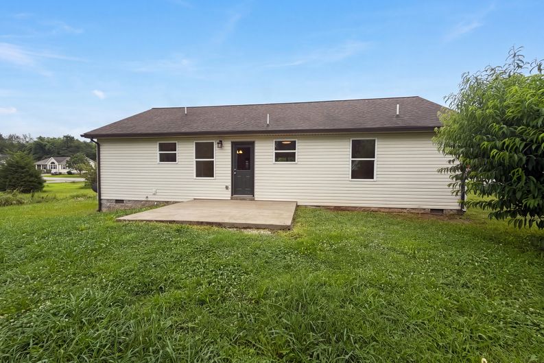 Photo 19 of 20 of 1115 Moreno Ln, Lewisburg, TN