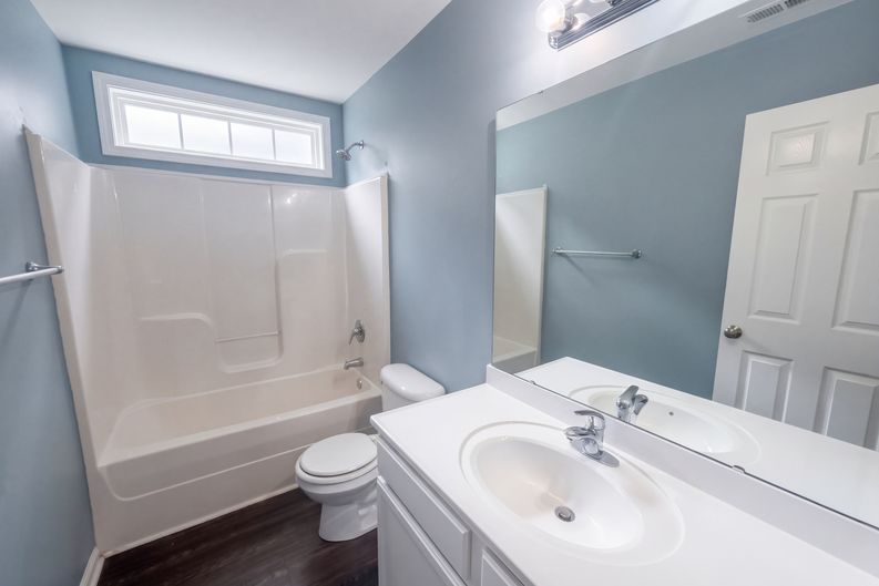 Photo 12 of 16 of 8213 Marshall Brae Dr, Raleigh, NC