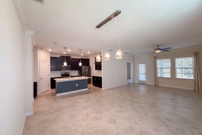 Photo 10 of 25 of 4112 Innovation Ln, Clermont, FL